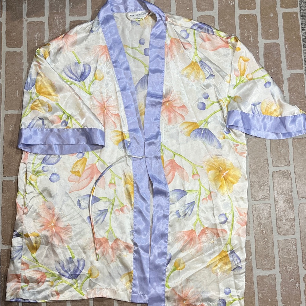 Natorious Women’s Lingerie robe M/L floral Josie Natori